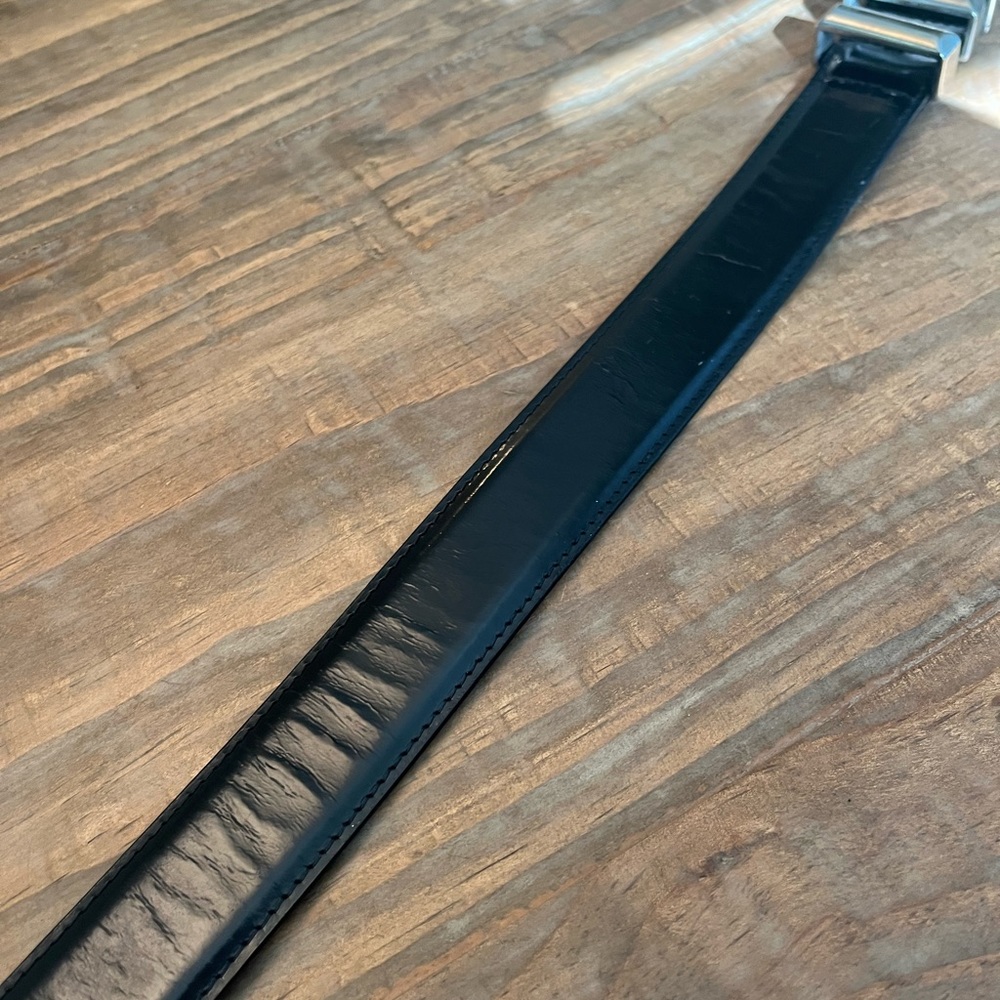 Versace V2 Belt Black Leather - Picture 8 of 9